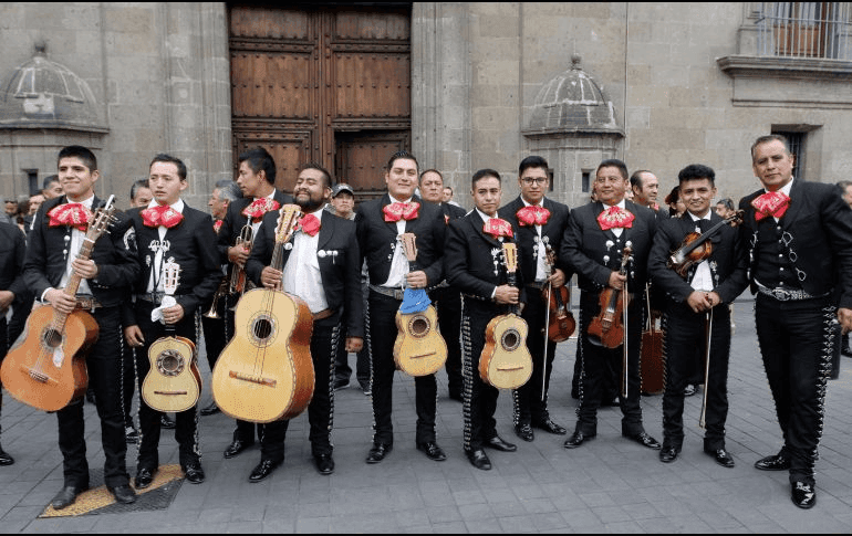 Mariachi Nuevo Tecalitlán
