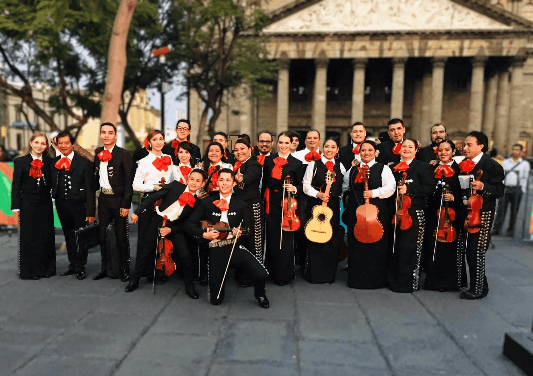 Mariachi Nuevo Tecalitlán
